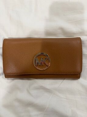 Michael Kors Tan Pebbled Leather Wallet with Gold MK Emblem